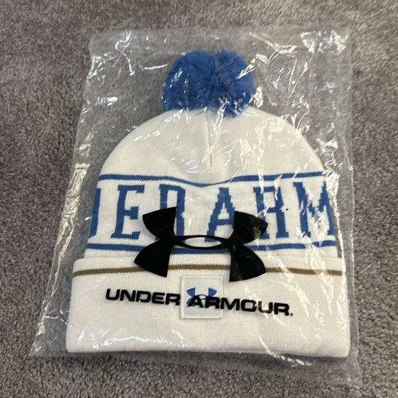 Under Armour Beanie Hat - Picture 1 of 3
